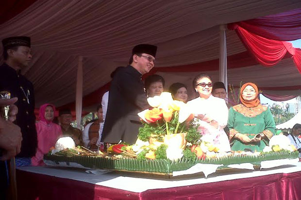 Bersihkan Monas, Ahok...