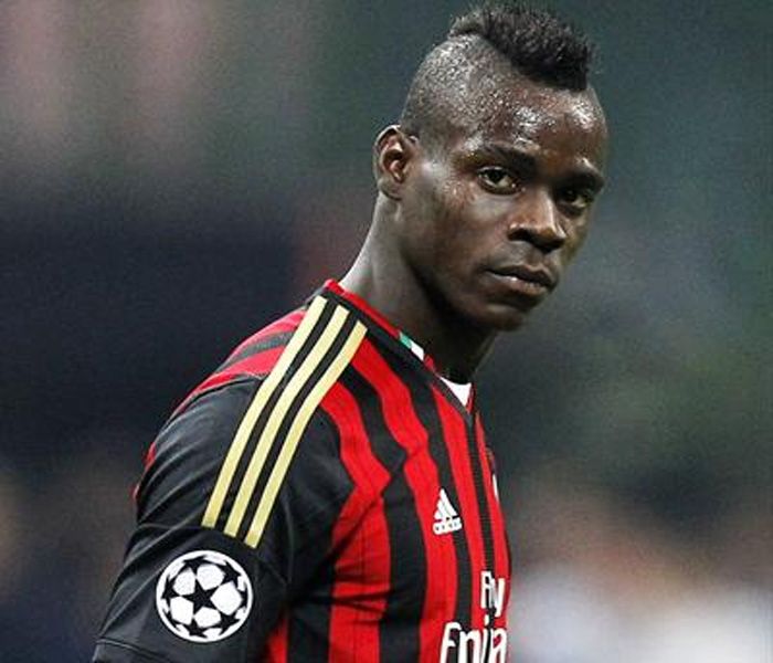 Rayu Super Mario, Arsenal...