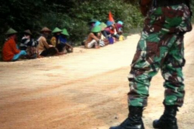 Polisi Bantah Pukuli...