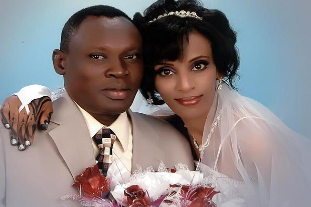 Wanita Sudan yang Dicap...