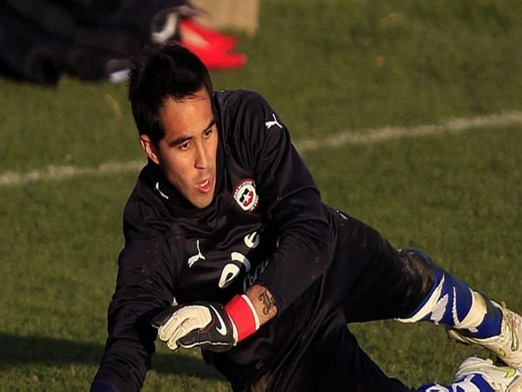 Barca Resmi Gaet Claudio...