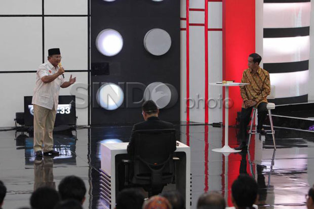 Pendukung Perang Yel,...