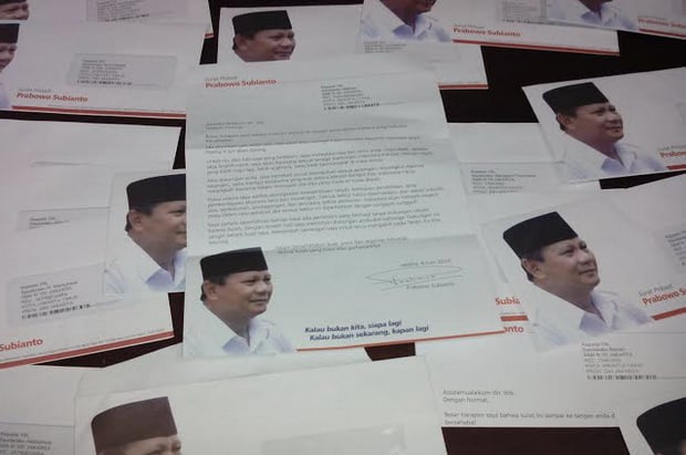Sebar Berita Bohong,...