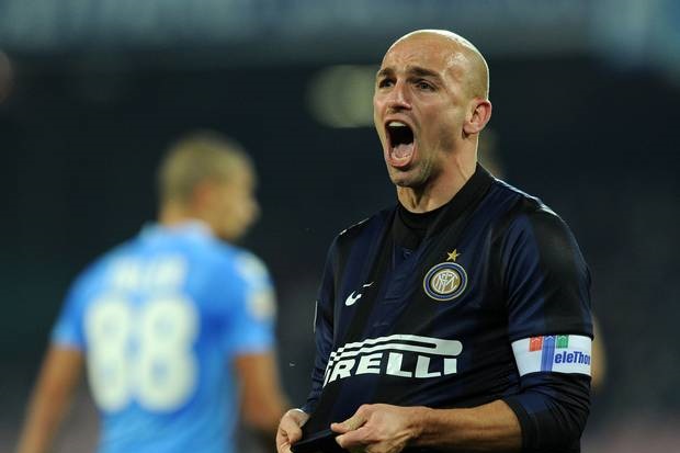 Valencia Bidik Cambiasso