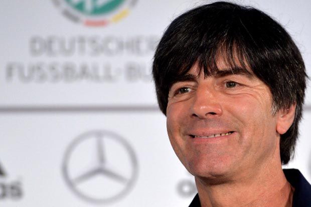 Loew Puas Kalahkan Aljazair