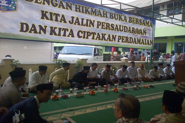 Diterima di Masjid,...