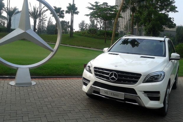 Mercedes-Benz GL 400...