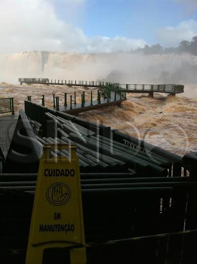 Eksotisme Air Terjun...