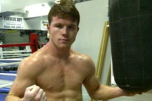 Canelo Buru Kehormatan...