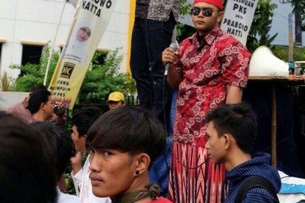 Sekelompok Pemuda Mengaku...