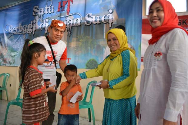 Tim Relawan HT Santuni...