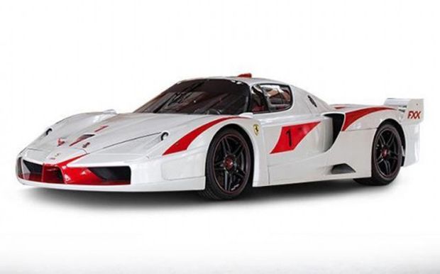 Ferrari FXX Evo Cari...