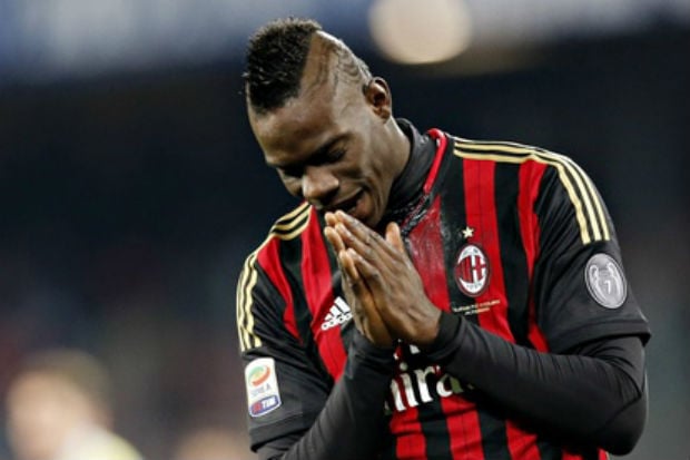 Milan Banderol Balotelli...