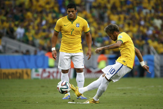 Hulk: Brazil Mesti Juara...