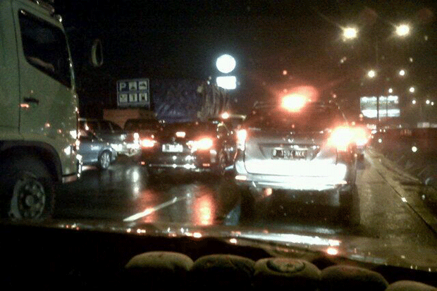 Tergenang, Tol Pondok...