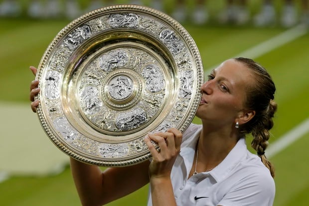 Kvitova Angkat Trofi...