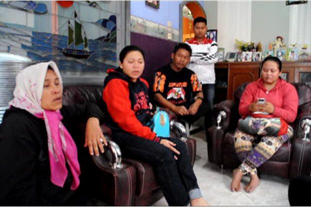 Tertipu, Puluhan Warga...