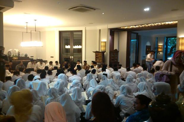 Dari Camelia Malik Hingga...
