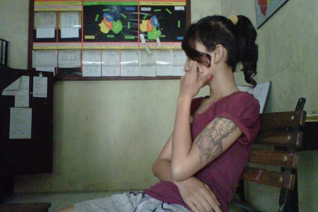 Gadis Manis Bertato...