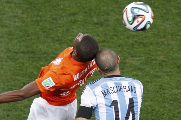 Biarkan Mascherano Main,...