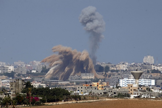 Rakyat Gaza Dibantai,...