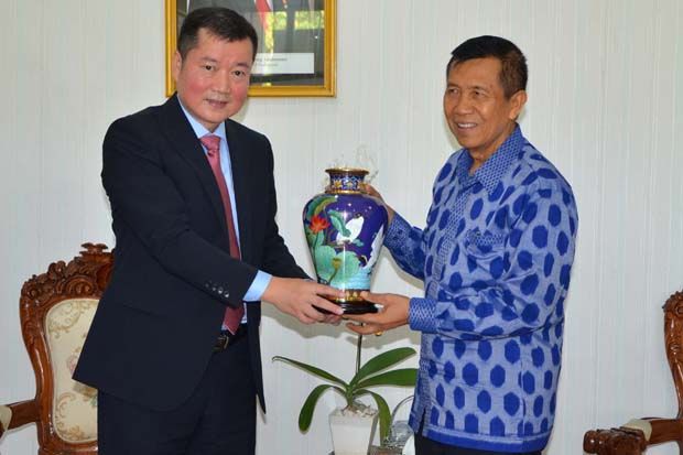 China Buka Kantor Konjen...