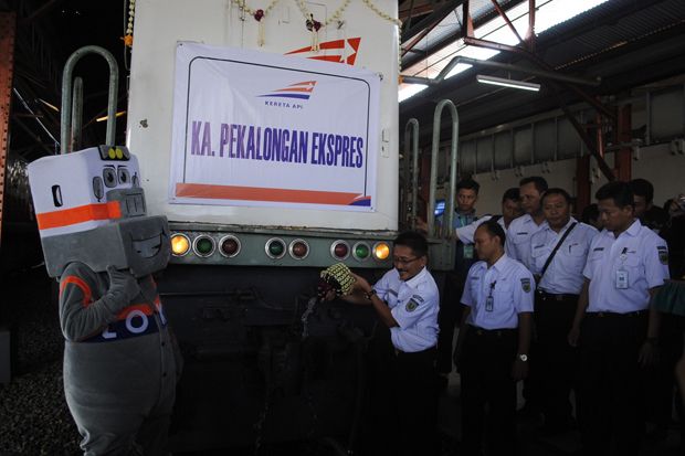 KA Pekalongan Ekspres...
