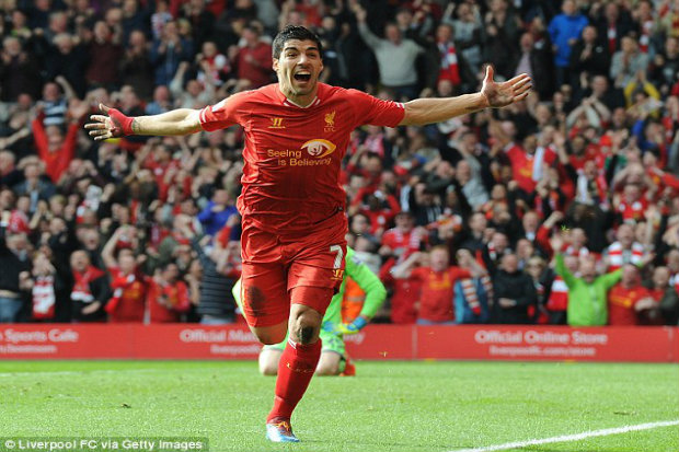 Carragher: Suarez Takkan...