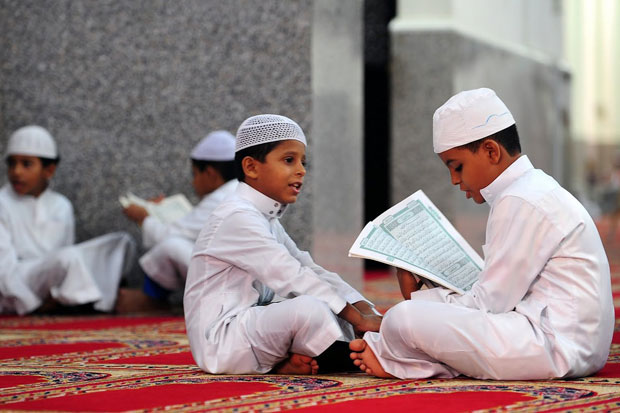Hiasi Rumahmu Sobat