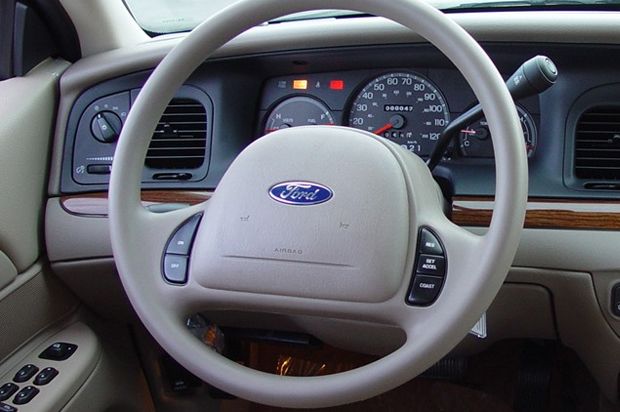 Ford Produksi 2004 hingga...