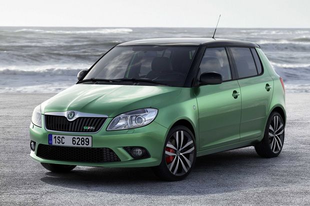 Skoda Rilis Fabia di...
