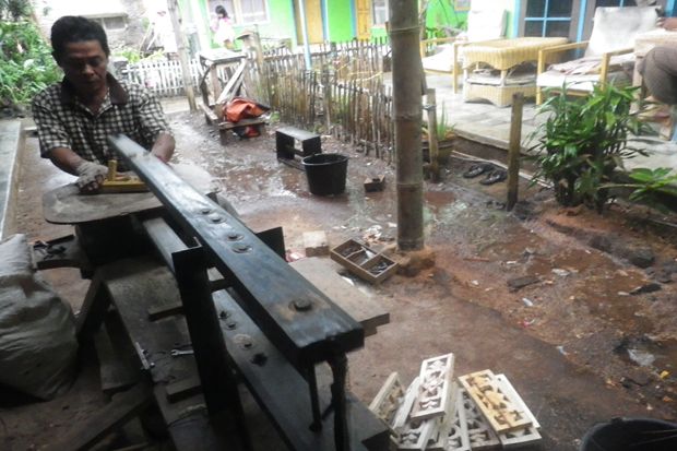 Merintis Usaha Loster...