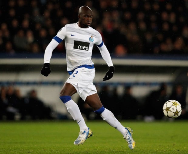 Man.City Dapatkan Bek...