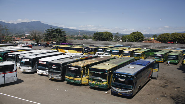 Lebak Bulus Tutup, 6...