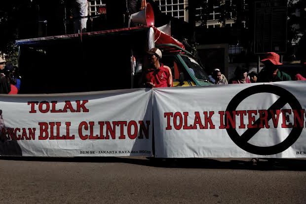 Kedatangan Clinton terkait...