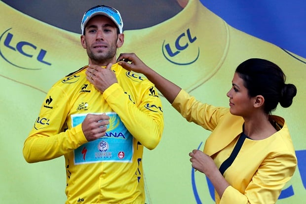 Nibali Kuasai Etape...