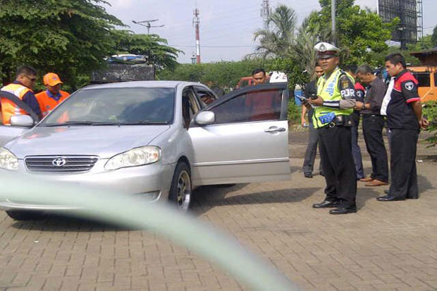 Sopir Toyota Altis Ditemukan...