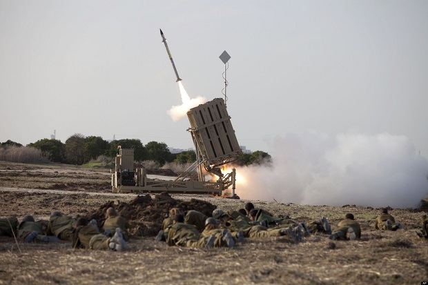 Ketika Iron Dome Israel...