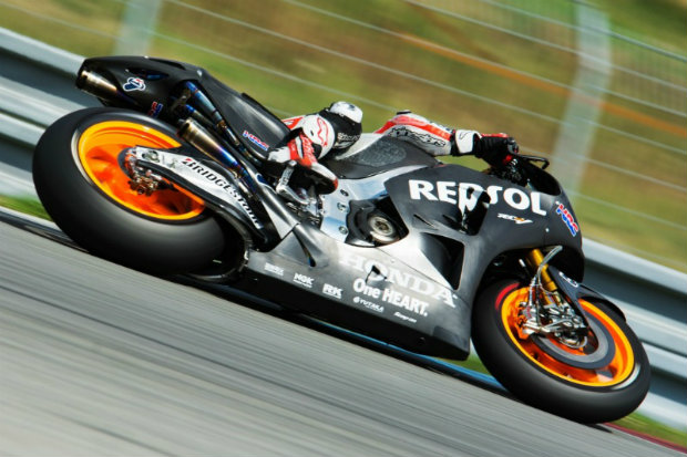 Marquez Puas dengan...