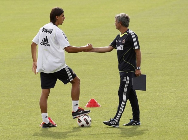 Salip Arsenal, Mourinho...