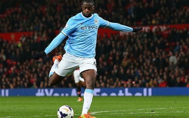 Ini Alasan Toure Bertahan...