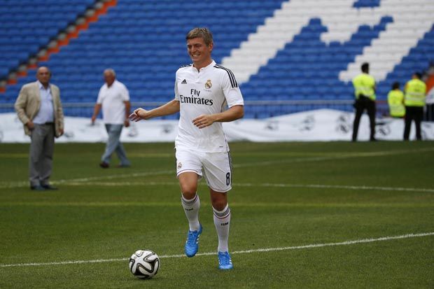 Pakai No 8, Kroos Janji...