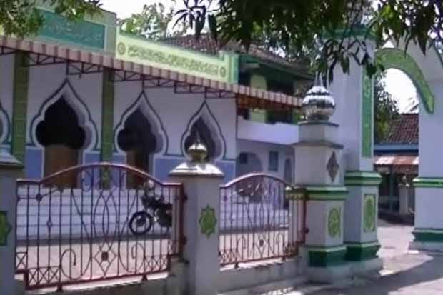 Masjid Darul Falah,...