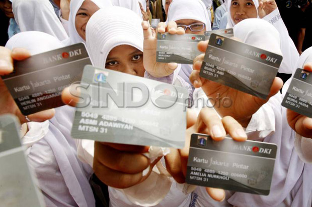 Ahok akan Hapus Program...