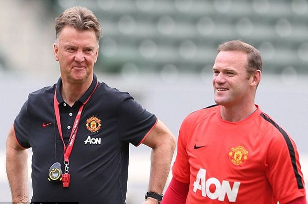Rooney Ingin Pukau van...