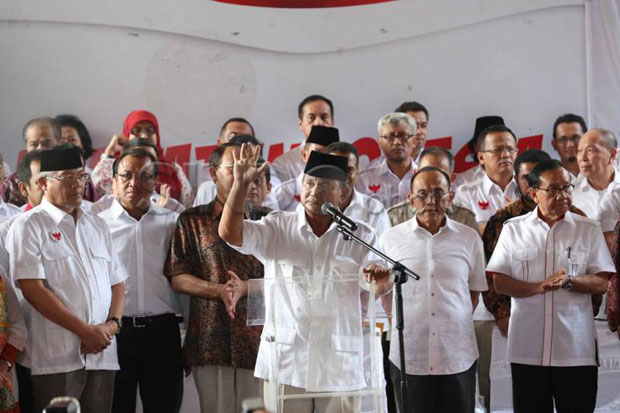 Akbar Tandjung Tegaskan...