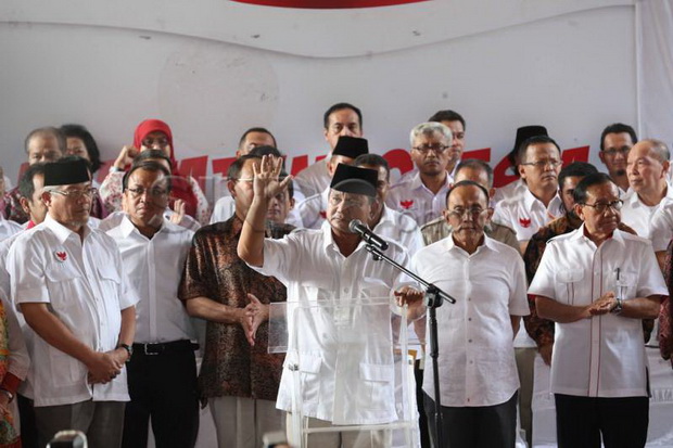 Pengamat: Harus Bisa...