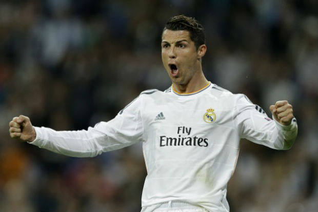 Ronaldo Pilih Absen...