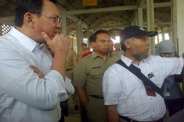 KPK dan Ahok Telusuri...
