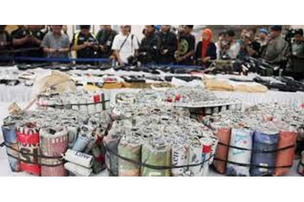 Produksi Bubuk Mercon,...